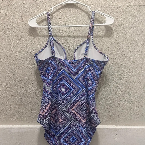 Island Escape Blue & Pink Geometric Underwire One Piece Swimsuit Size 10 - Picture 8 of 9